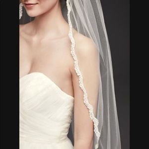 David’s bridal veil brand-new